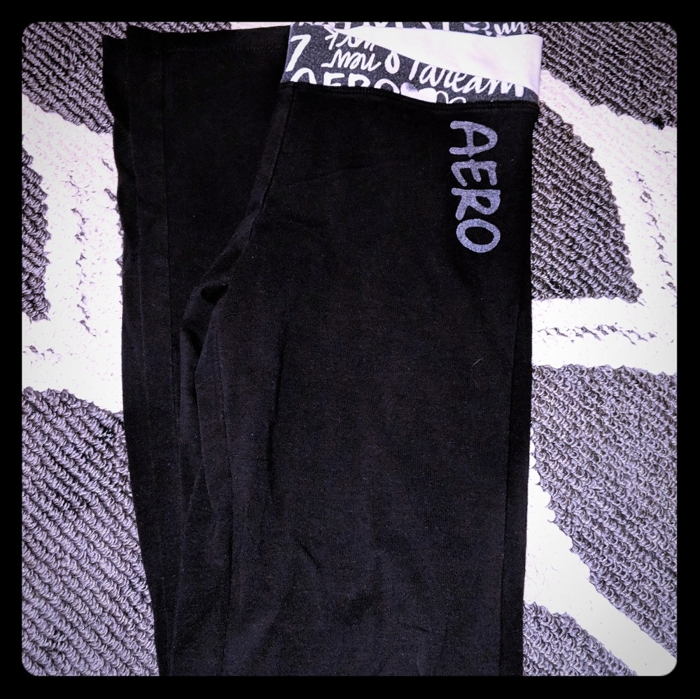 2 for $10 Aero yoga pants